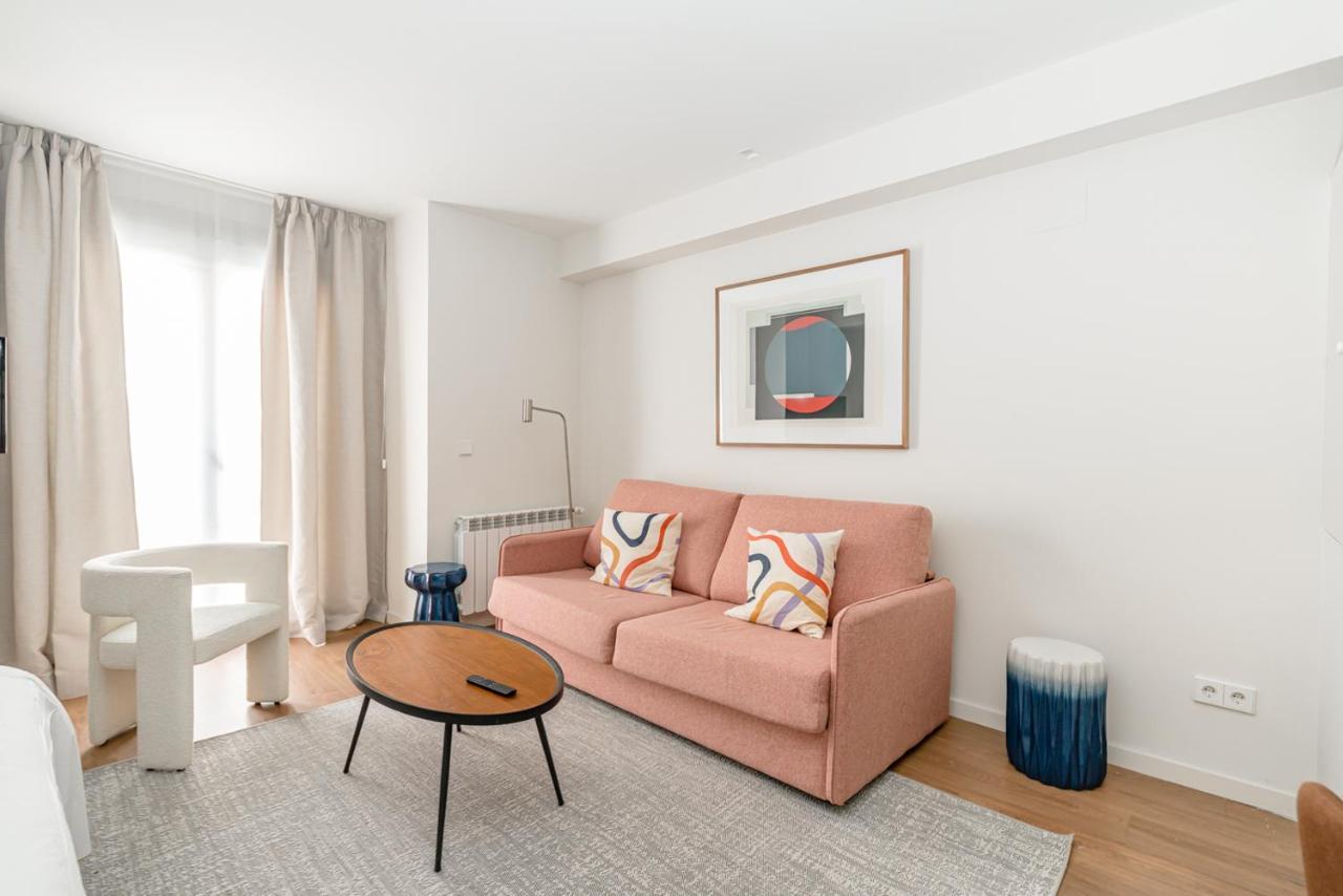 Home Art Apartments Salamanca Мадрид Екстериор снимка