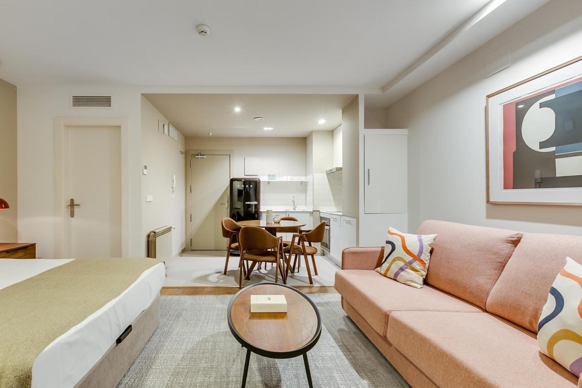 Home Art Apartments Salamanca Мадрид Екстериор снимка