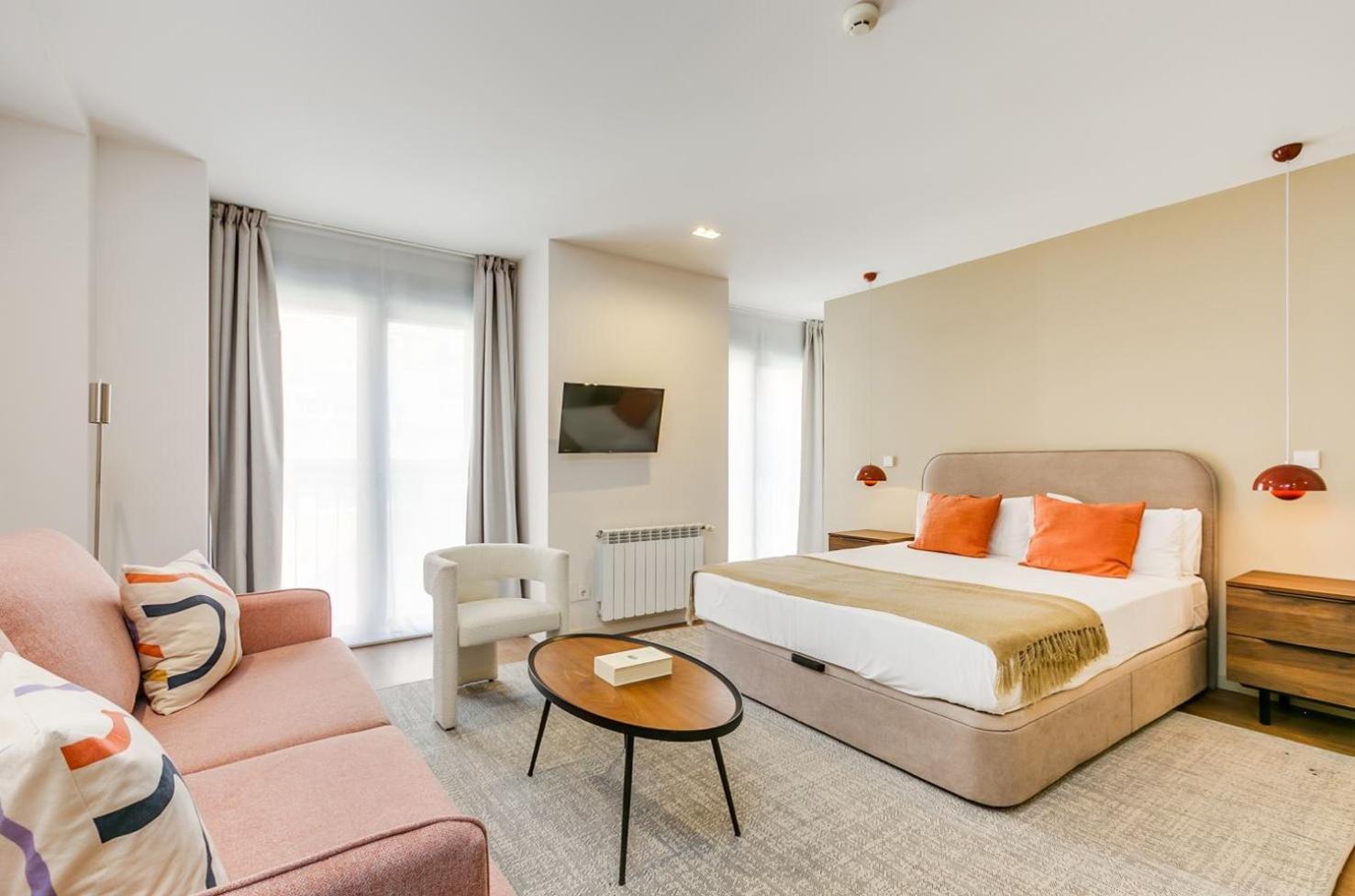 Home Art Apartments Salamanca Мадрид Екстериор снимка